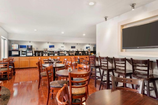 Best Western Canon City image 5